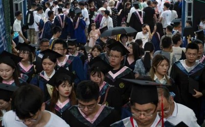 Thanh niên Trung Quốc chọn học nghề nhiều chưa từng có, bằng cấp bão hòa không thể đảm bảo thu nhập