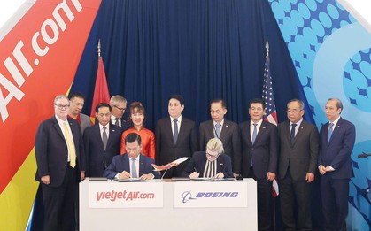 Chủ tịch nước chứng kiến Vietjet nhận bàn giao tàu bay Boeing đầu tiên