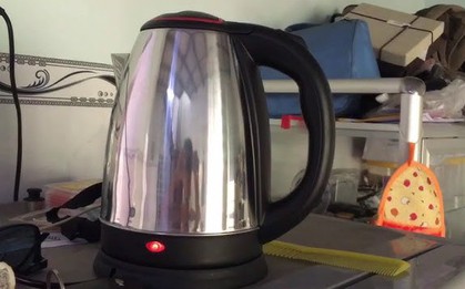 Hết cứu nổi 5 lỗi tày trời khi dùng ấm nước siêu tốc: Tuổi thọ tụt dốc, còn dễ sinh bệnh