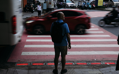 Ảnh: Chỉ một thay đổi nhỏ trên đường, nâng tầm diện mạo trung tâm TP.HCM