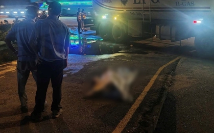 TP.HCM: Tài xế nghi đột quỵ tử vong, xe bồn mất lái tông hàng loạt phương tiện