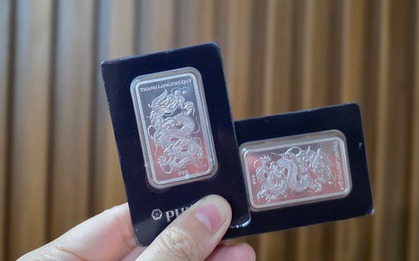 Giá bạc tăng vùn vụt