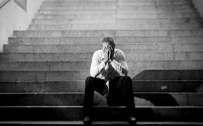 57 tuổi mới nhận ra, suốt bao nhiêu năm trời tôi đã để "tiền" thay mình làm bố