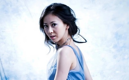 Sao nữ chụp ảnh nude để nổi tiếng bị bố từ mặt, chồng đòi ly hôn