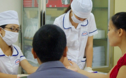 Vừa đi tuần trăng mật về, vợ 'chết lặng' khi phát hiện chồng có con riêng