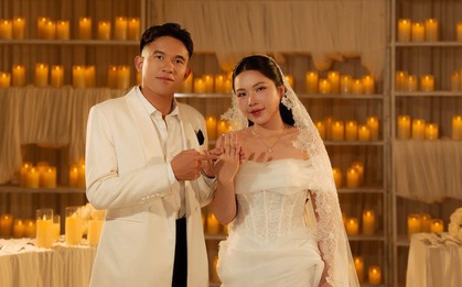 Ảnh cưới đẹp lung linh của tiền vệ ĐT Việt Nam và cô chủ tiệm vàng
