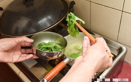 Mỗi ngày chỉ ăn rau luộc, 6 tháng sau đi khám, người phụ nữ sốc khi nhận kết quả