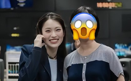 Khánh Vy chụp ảnh cùng "huyền thoại" Olympia