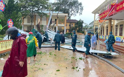 Trường học tan hoang sau bão chồng bão, Hà Tĩnh "gồng mình" khắc phục