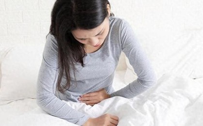 70% ung thư buồng trứng được chẩn đoán ở giai đoạn cuối: Phụ nữ sau tuổi 40 nếu gặp triệu chứng này cần khám ngay