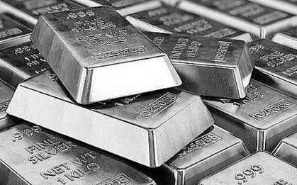 Giá bạc quay đầu giảm sau khi chạm đỉnh mới