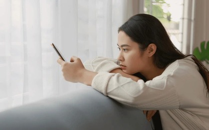 Người EQ thấp thường nói 4 câu này khi vay tiền, kiểm tra xem bạn có biểu hiện nào không?