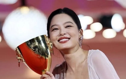 Mỹ nhân khiến Châu Tấn, Lưu Diệc Phi bị chê cười