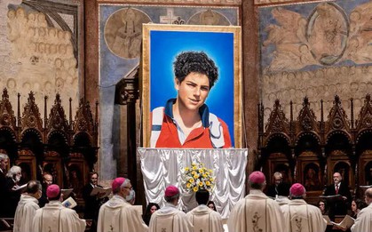 2 "phép lạ" của thần đồng máy tính 15 tuổi vừa được phong thánh, thi thể vẫn còn như nguyên vẹn sau 19 năm