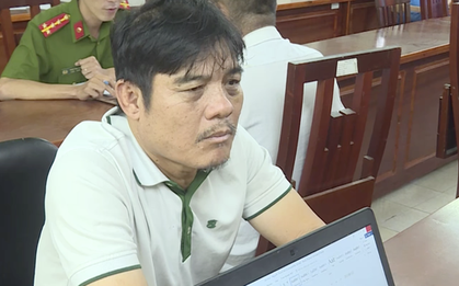 CLIP Công an TPHCM thi hành lệnh bắt "hiệp sĩ" Nguyễn Thanh Hải