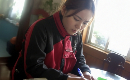 "Buôn chuyện" đồng nghiệp, nữ giáo viên ngơ ngác vì bỗng bị bắt giam: Đúng là hoạ từ miệng mà ra