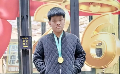 Cậu học sinh vùng khó Bắc Ninh làm nên lịch sử với Huy chương Vàng Robotics Quốc tế