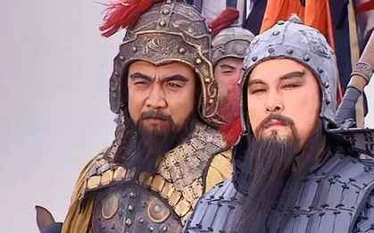 Ngoại lệ hiếm của Quan Vũ: Dễ dàng chém chết Nhan Lương, Văn Xú nhưng bị vị tướng này cầm chân trăm hiệp