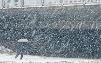 Tuyết rơi dày và rét đậm bao trùm Hàn Quốc