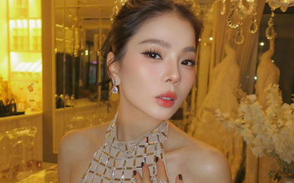 Văng tục đáp trả bình luận của fan, chuyện gì đang xảy ra với Lệ Quyên?