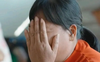 Bức ảnh chụp tin nhắn có 2 TỪ khiến bà mẹ TP.HCM quá đau lòng: Tâm trạng em sụp đổ!