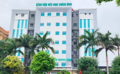 Đắp lá điều trị mụn lưng, người phụ nữ ở Quảng Trị bị hoại tử