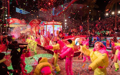 Tết Bính Ngọ ở Hồng Kông còn có thể thế này?