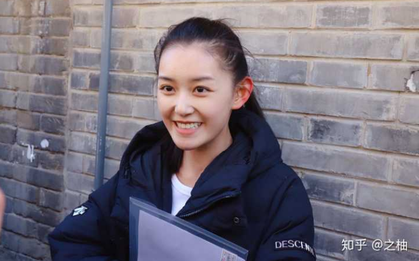 Phát hiện cô gái sinh năm 2001 có thu nhập hơn 60 tỷ đồng trong 5 năm nhưng không nộp thuế, tiền chuyển hết sang tài khoản của mẹ, cơ quan chức năng vào cuộc điều tra