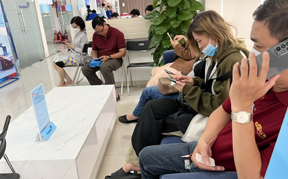 Tất cả người dân có tài khoản ngân hàng chú ý: Có thể rủi ro nếu chụp và gửi bức ảnh này!