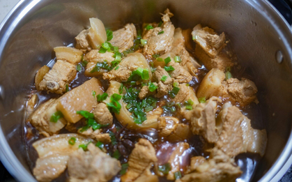 Đồ ăn để qua đêm gây ung thư? Bác sĩ nói thẳng, thứ này mới thực sự đáng lo