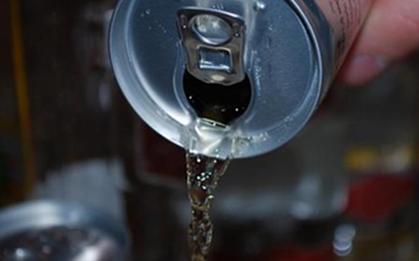 Người khôn ngoan sẽ uống nước tăng lực theo cách này, nhận về lợi ích kép