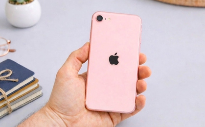 Lộ diện iPhone đầu tiên của năm sắp được Apple trình làng