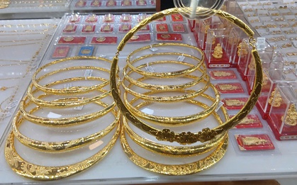 Từ ngày 9-2, tịch thu vàng miếng giao dịch không giấy phép