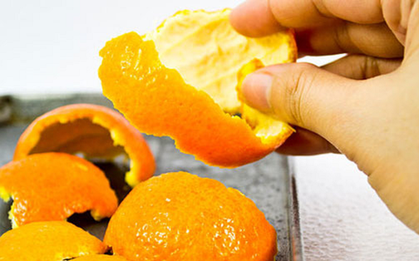 Mẹo hay nhà bếp: 5 thứ tưởng "bỏ đi" đánh bay mùi hôi trong tủ lạnh