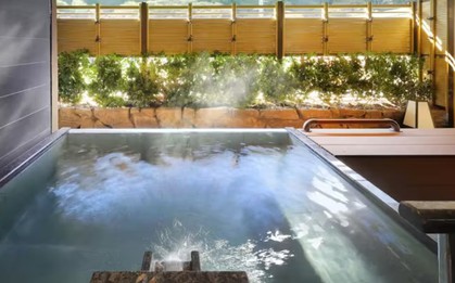 Choáng: Bé trai 13 tuổi xuất huyết não sau 20 phút tắm bồn nước nóng