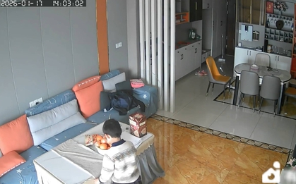 Xem xong cảnh này, ai còn dám an tâm khi lắp camera trong nhà?