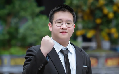 Profile "khủng" của thí sinh lớp 10 duy nhất đoạt giải Nhất môn toán ở kì thi HSG Quốc gia: 15 tuổi đã có 50 giải thưởng Toán học trong nước và quốc tế