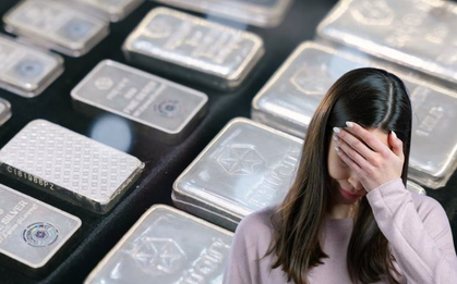 Mua bạc từ giá 35 triệu đồng/kg, đến nay gần chạm 100 triệu - bạn bè người thân chúc mừng không ngớt, nhưng tôi chỉ biết cười gượng và nói 'giá như'