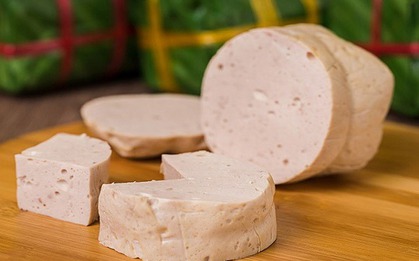 5 cách phát hiện giò chả "tẩm đẫm" hàn the