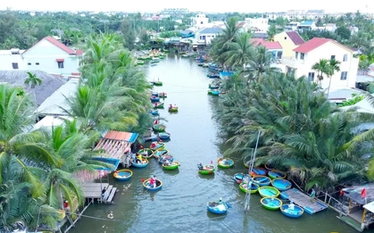 Có gì ở ngôi làng giữa rừng dừa nước được Forbes vinh danh?