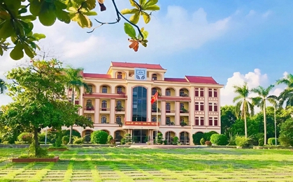 Ngôi trường ĐỈNH nhất mùa thi HSG Quốc gia năm nay: Đầu vào cực gắt, là lò luyện tài năng "khét tiếng" mảnh đất Xứ Đông