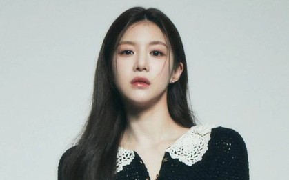 Ngắm trọn visual không góc chết của gương mặt "tỷ lệ kim cương" khiến 13 quốc gia mê mẩn trên Netflix