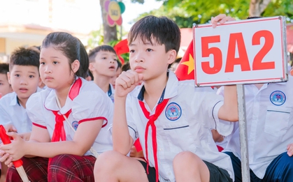 Cậu bé lớp 5 ở Hà Nội học 3 trường một lúc, quãng đường di chuyển có ngày lên đến 48km