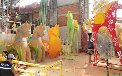 Lộ diện những linh vật ngựa đầu tiên của đường hoa Nguyễn Huệ Tết Bính Ngọ 2026