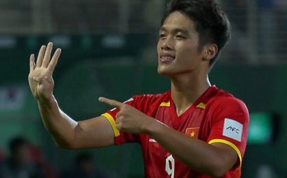Quốc Việt gây xúc động cực mạnh khi ghi bàn vào lưới U23 Hàn Quốc: Ăn mừng hướng về Hiểu Minh đang chấn thương