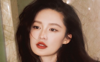 Bốn nữ diễn viên bị ngăn đóng phim