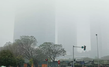 Không khí Hà Nội rất xấu, khuyến cáo người dân hạn chế ở ngoài trời