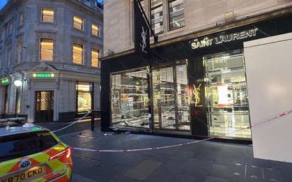 Liên tiếp 2 vụ cướp cửa hàng Saint Laurent và Rolex trên cùng con phố trong chưa đầy 1 tuần