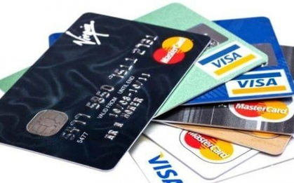 Vì sao thẻ tín dụng nói miễn lãi 45 ngày nhưng bạn vẫn bị tính lãi?