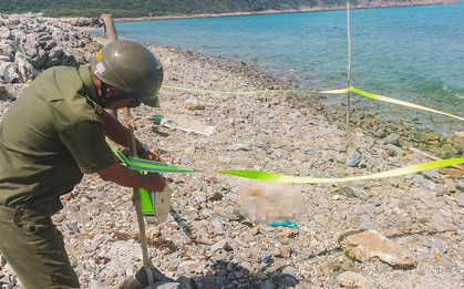 Phát hiện đoạn chân người trôi dạt vào bờ biển Khánh Hòa